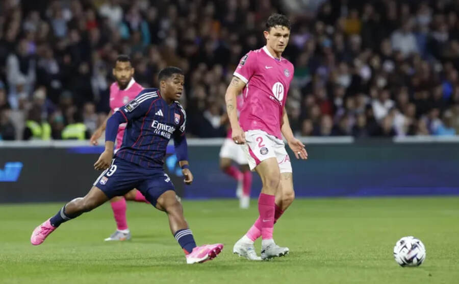 Toulouse FC vs Lyon (02:00 – 11/05) | Xem lại trận đấu